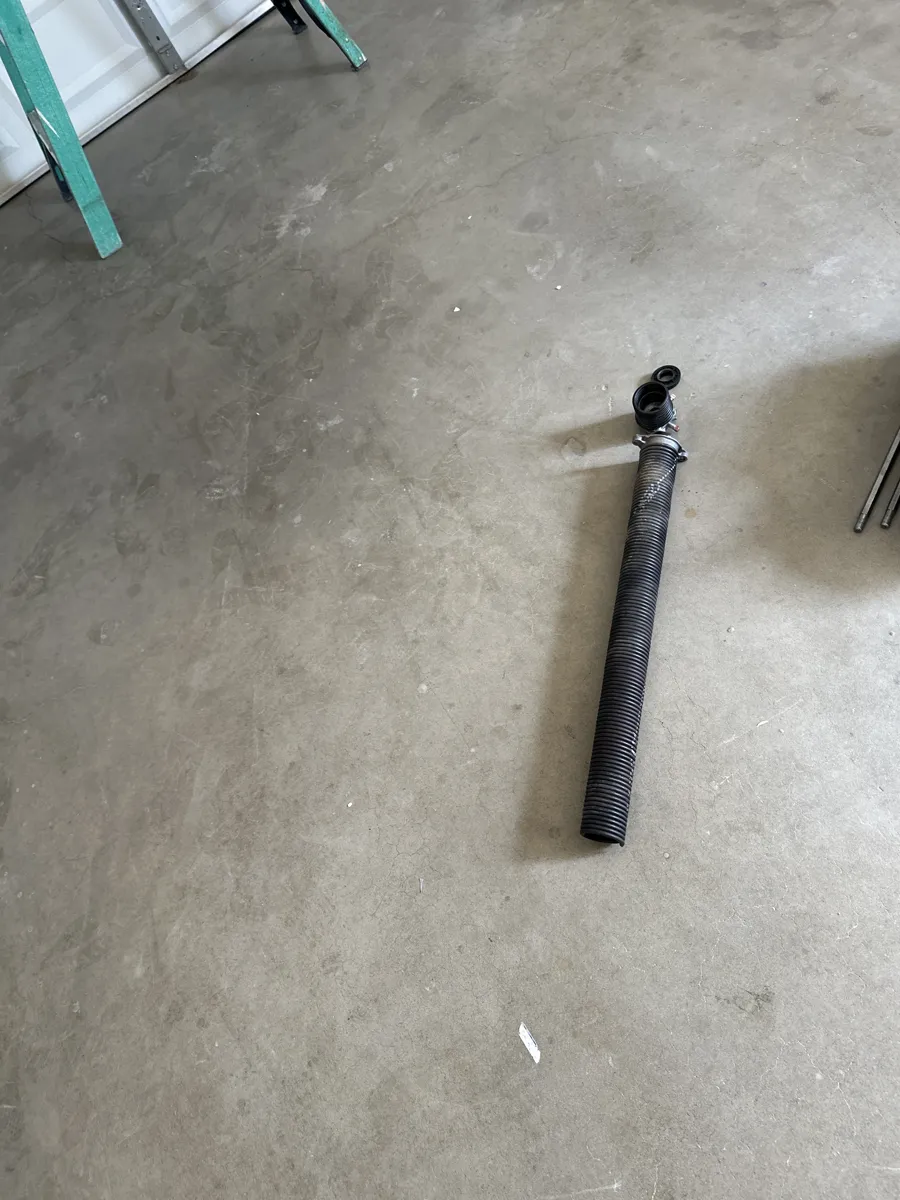 Garage Door Spring Replacement in Glendale, AZ by Garage Door Grunts (photo 2)