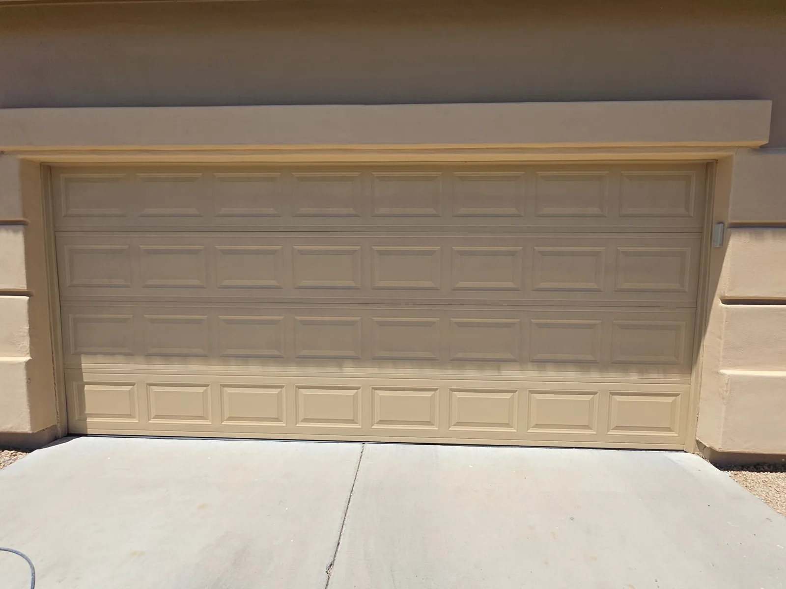 After: a new garage door (Amarr Lincoln 1000) in Cave Creek, AZ