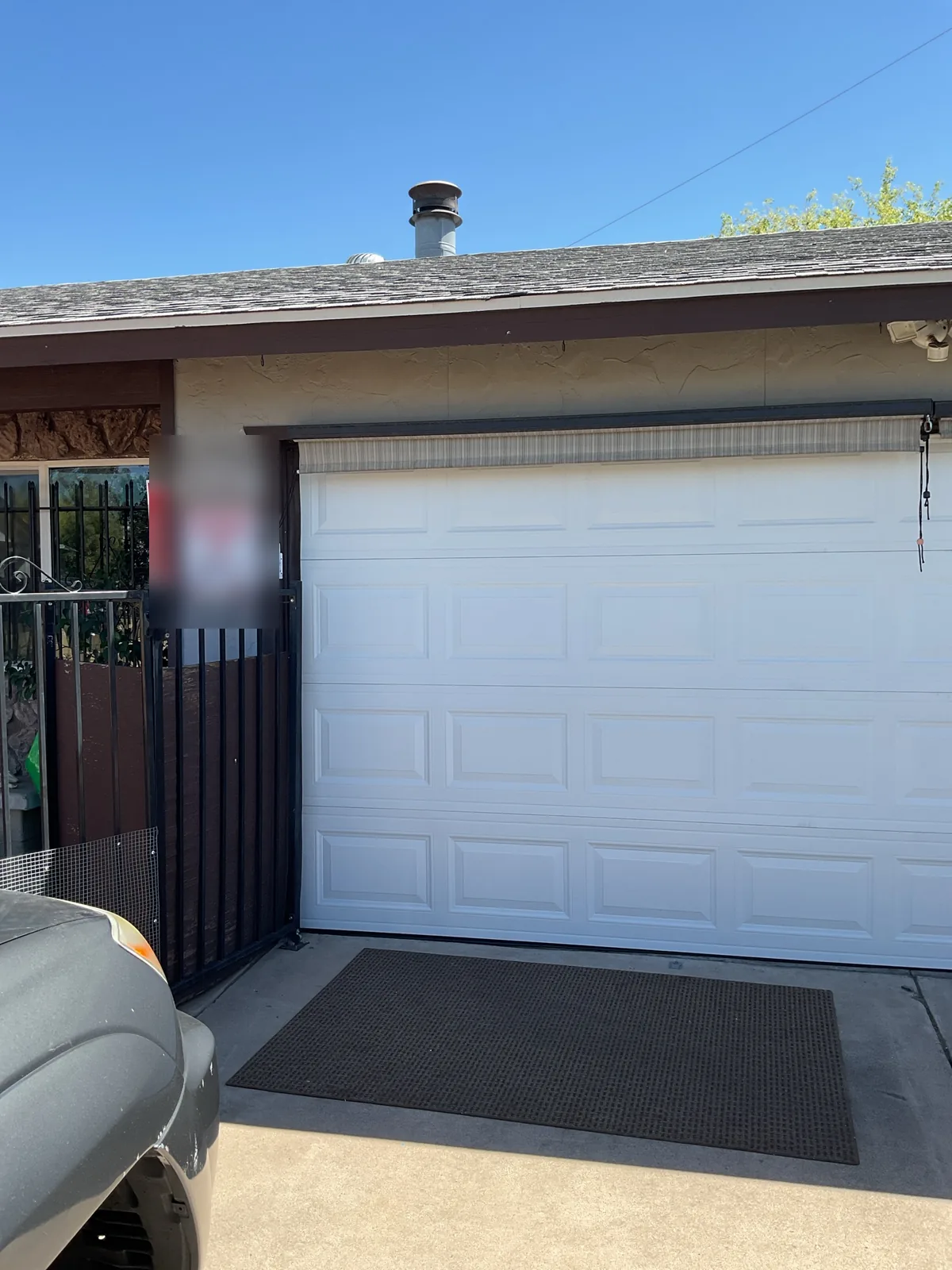 After: a new garage door (Amarr Lincoln 2000) in North Phoenix, AZ